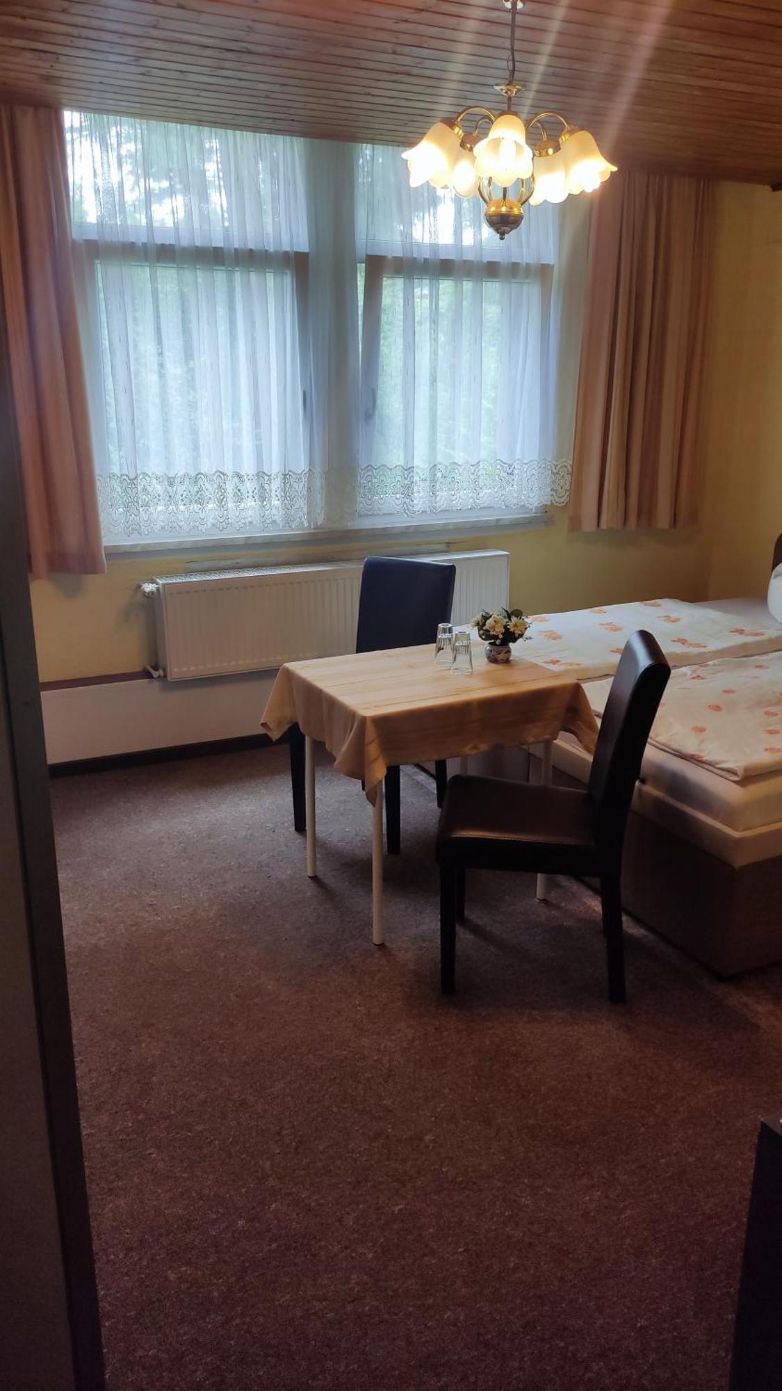 普劳恩 费舍尔旅馆酒店 外观 照片